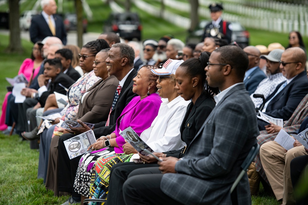 A Remembrance Service is Held for Silver Star Recipient U.S. Army Spc. 5 Calvin Bouknight in Section 38