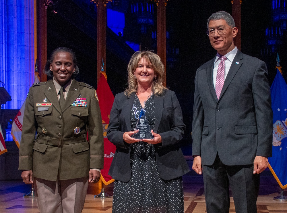 Heroes of Military Medicine Honored for Providing Exceptional Care