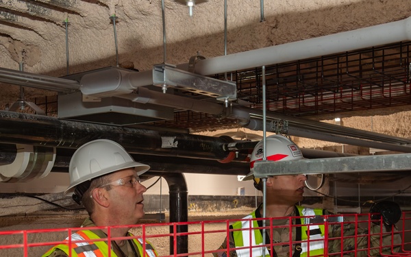 Lt. Gen. Schiess visits CSOF, NSDC