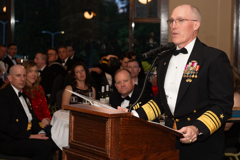 Bremerton-Olympic Peninsula Navy League Hosts Armed Forces Day Gala