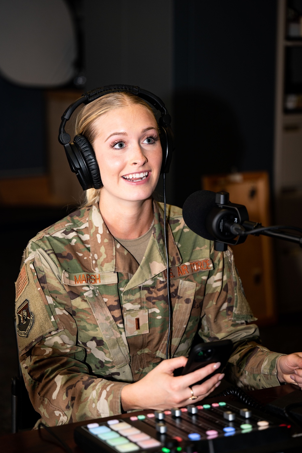 Lt Marsh Visits Her Hometown