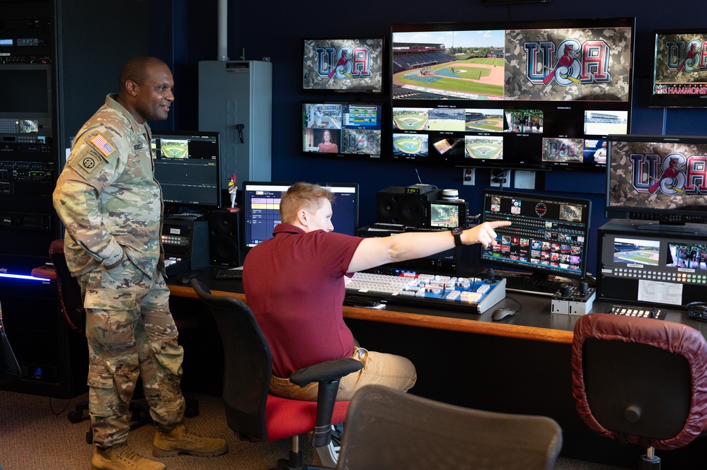 Fort Leonard Wood service members take part in Springfield Cardinals Military Appreciation Night