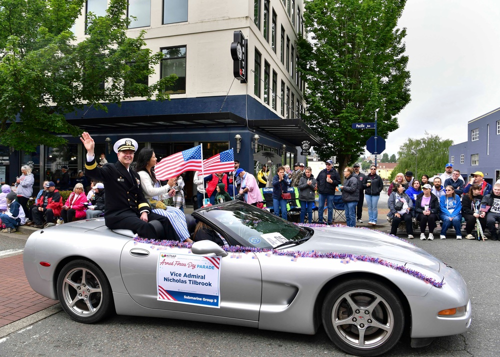 77th Bremerton Armed Forces Day Parade