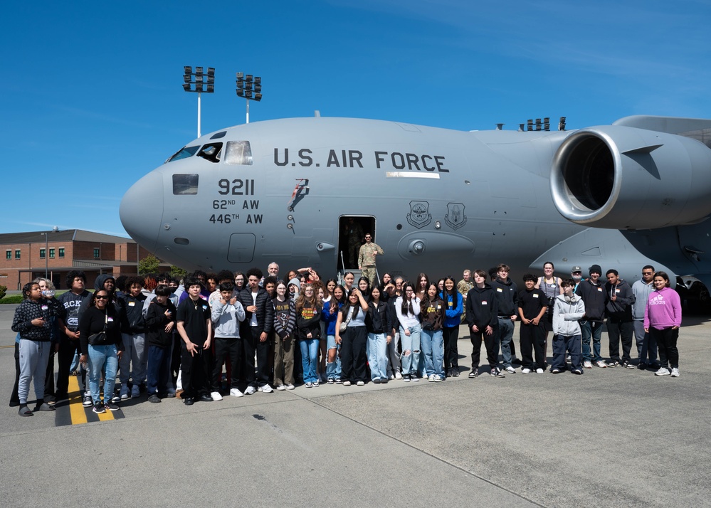 Team McChord hosts Spanaway Middle School tour