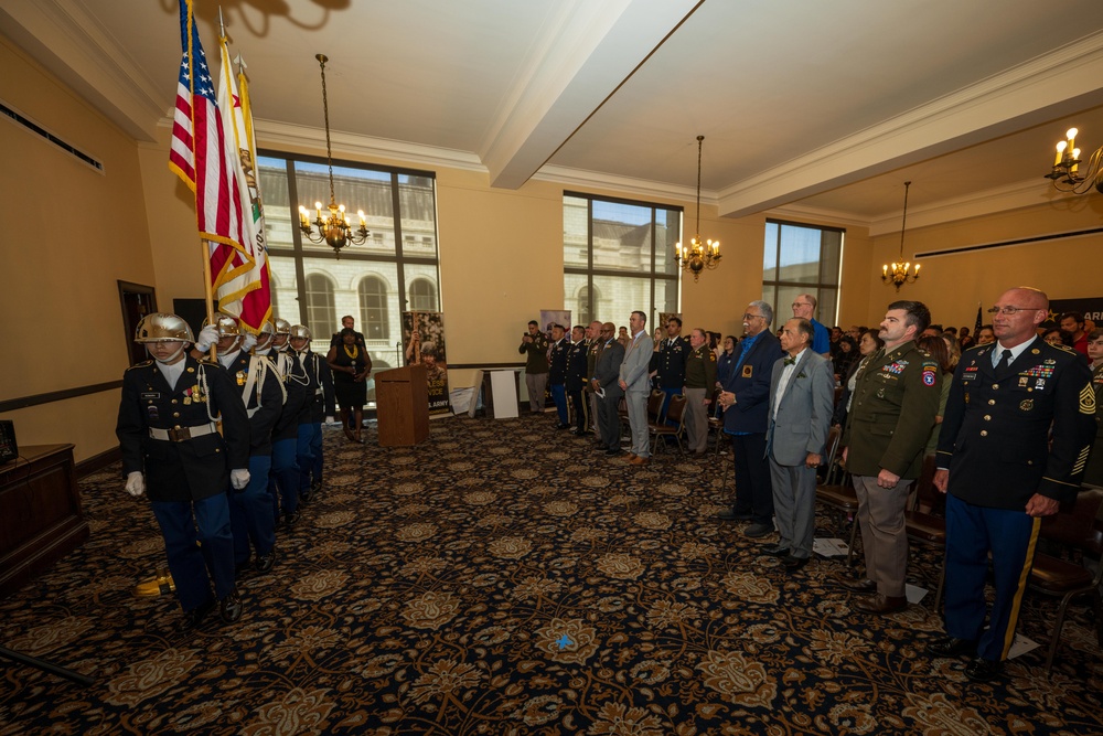 Future Soldier Recognition Ceremony at the War Memorial of San Francisco