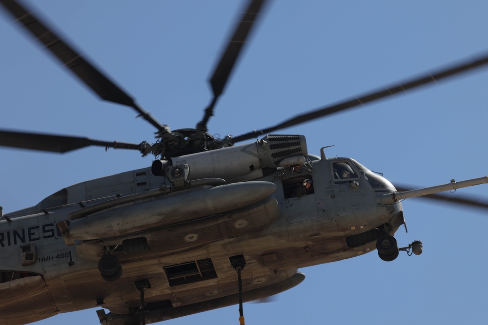 Marines with 1st Distribution Support Battalion Provide Helicopter Support Team Support in LZ Sandhill