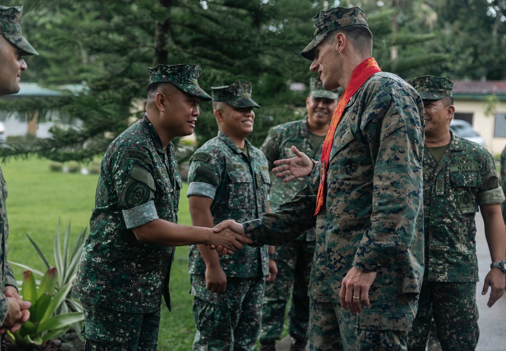 ACDC: 13th MEU, 1/7 CO arrival