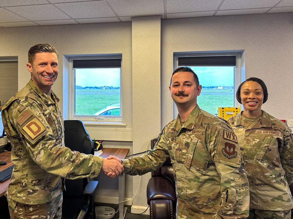ReaDy Airman of the Week: 100th OSS Airman recognized