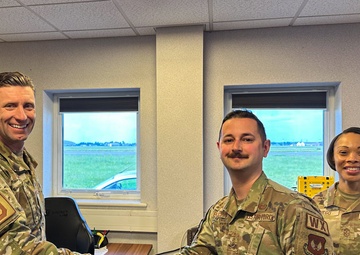 ReaDy Airman of the Week: 100th OSS Airman recognized