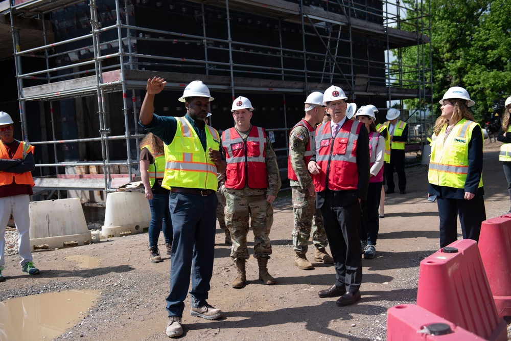 Army housing construction spotlighted during Ambassador’s Vicenza visit