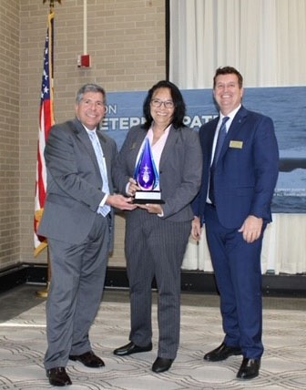 Navy Exchange Service Command awards outstanding Navy lodging associates, facilities