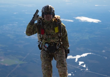 5th Quartermaster TADC executes MFF jump at Swift Response 24
