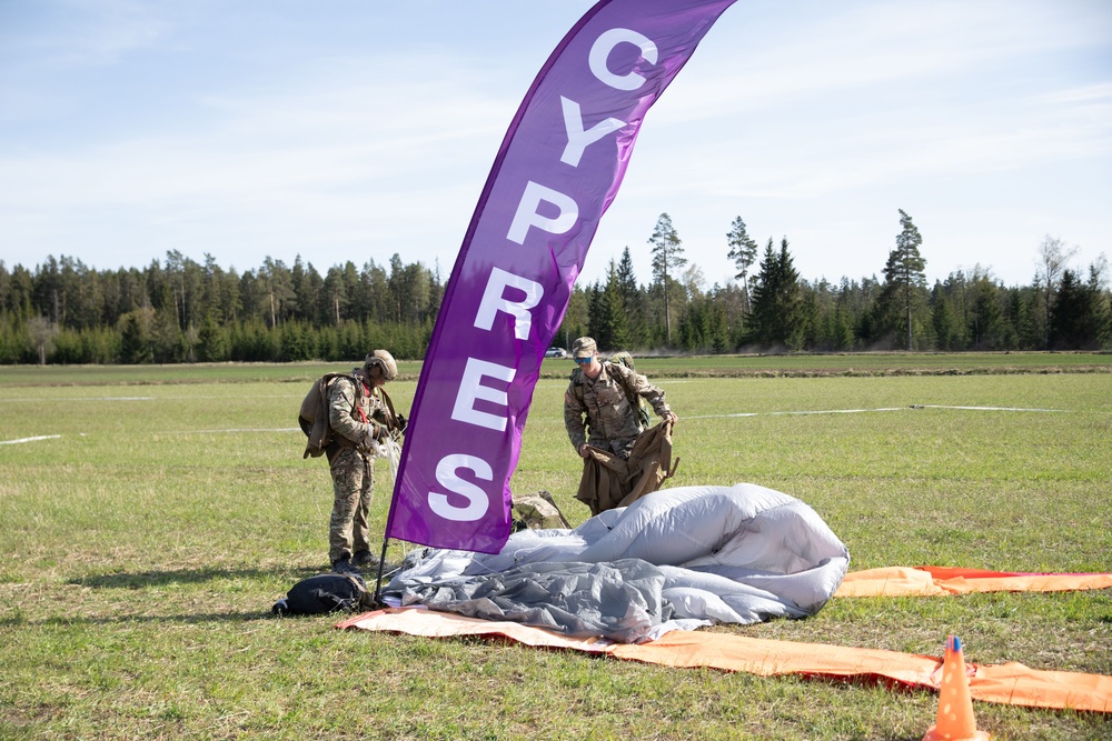 Green Berets conduct military free fall at Swift Response 2024