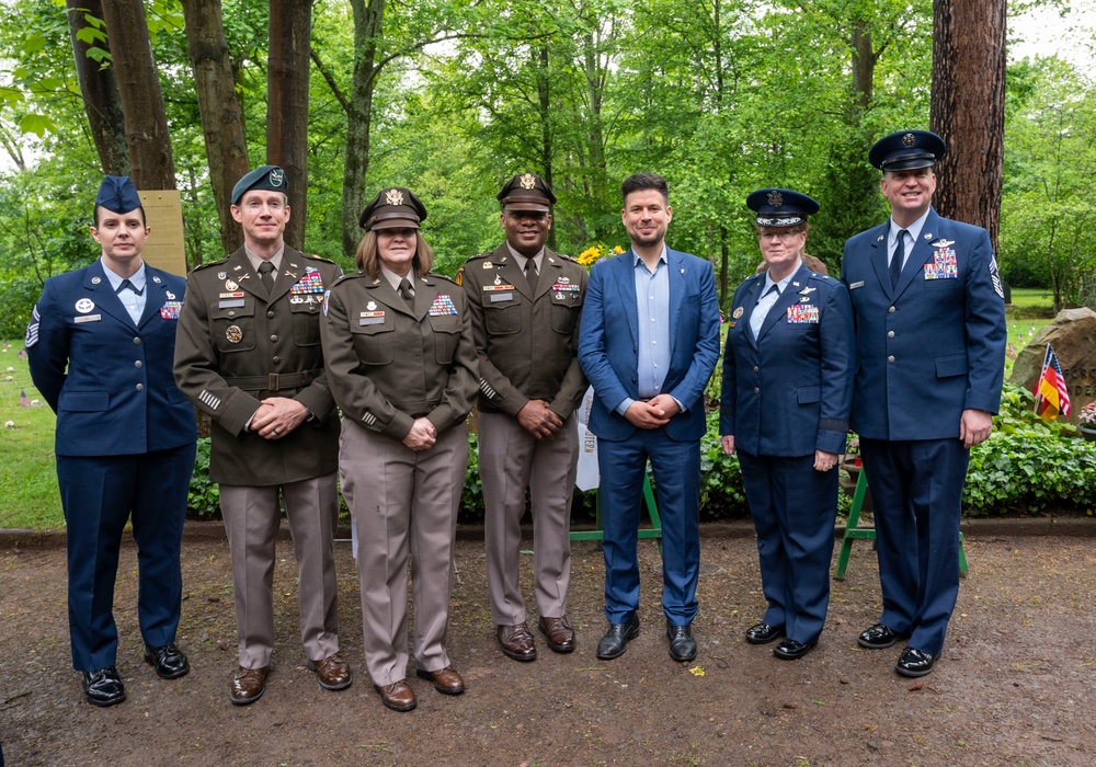 Kindergraves Memorial honors 451 American infants