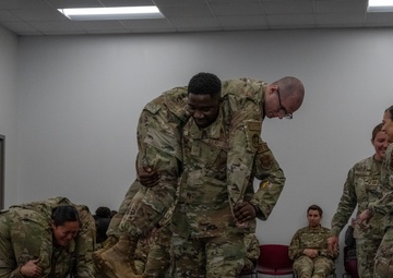 Training essentials: Buddy carries &amp; Loading Litters