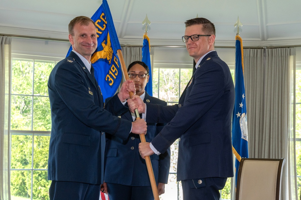 319th Recruiting Squadron welcomes new commander