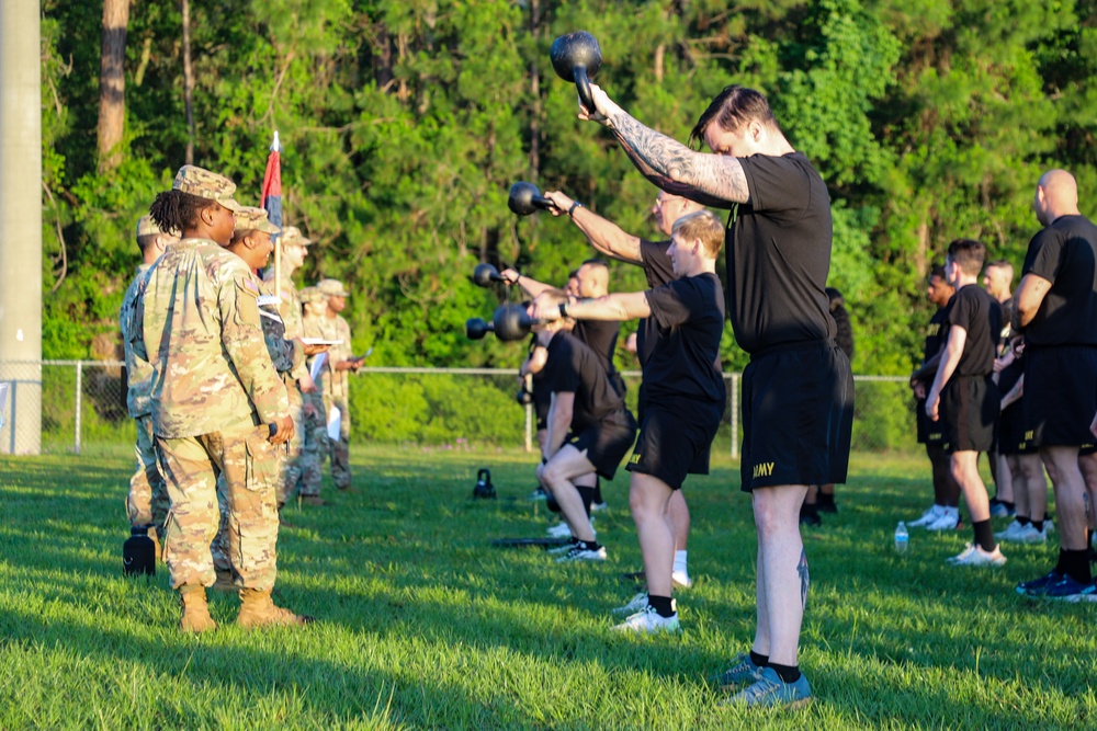 DVIDS - Images - Hellraisers host physical fitness competition [Image 2 ...