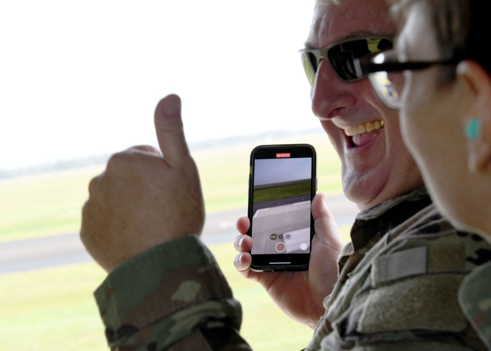 'Warrior Medics' conduct Black Hawk medevac litter training, familiarization flights over Tampa Bay