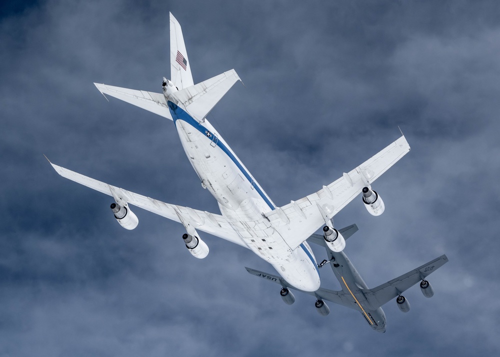 126th Air Refueling squadron refuels E-4B Nightwatch