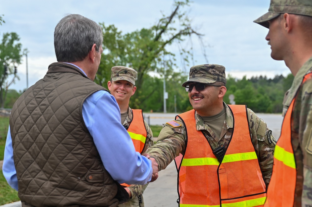 Nebraska Governor and Adjutant General visit Nebraska National Guard traffic control points