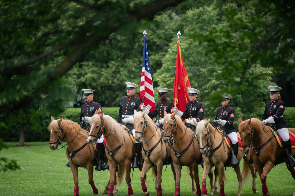 Marine Corps Mounted Color Guard East Coast Tour