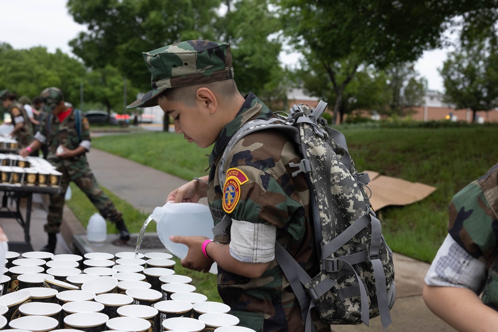 Runners conquer Hospital Hill during 17th Annual Marine Corps Historic Half