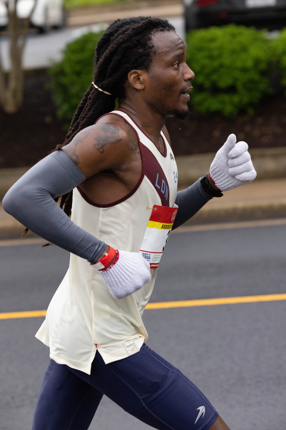 Runners conquer Hospital Hill during 17th Annual Marine Corps Historic Half