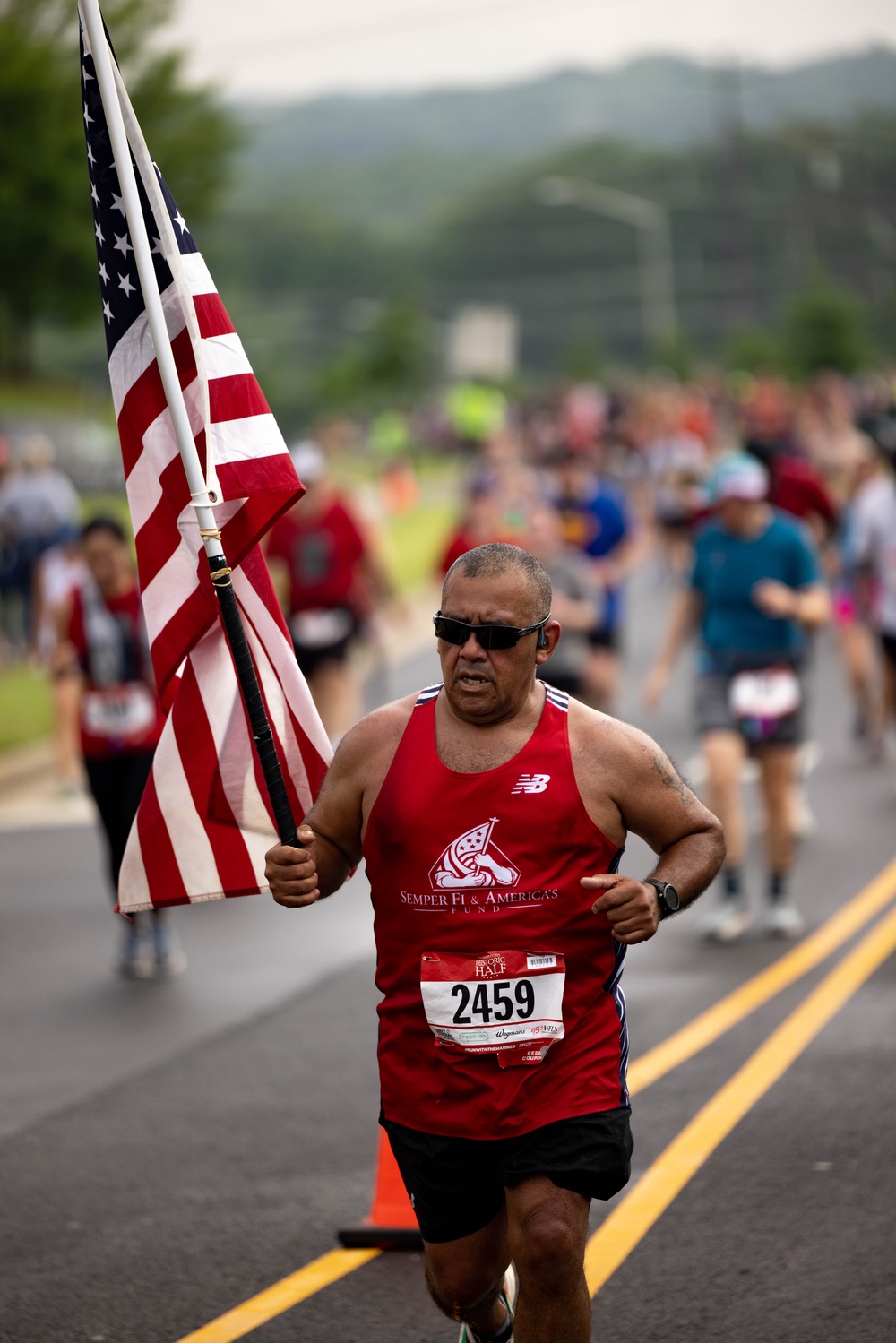 Runners conquer Hospital Hill during 17th Annual Marine Corps Historic Half