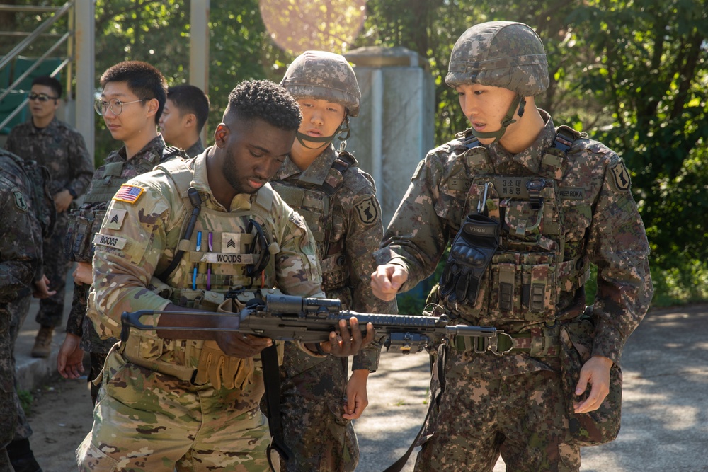 ROK-U.S. Combined Firearm Familiarization Training