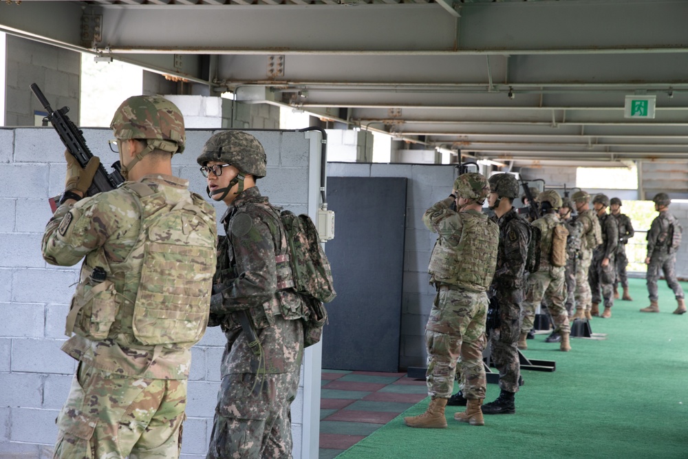 ROK-U.S. Combined Firearm Familiarization Training