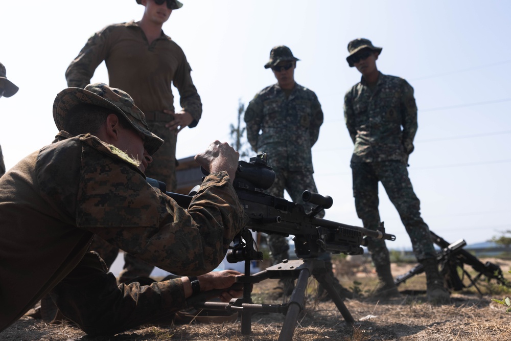 3rd LCT conducts bilateral infantry classes with PMC