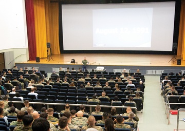 MARINES LEARN CONSEQUENCES AT ANNUAL BITS TRAINING: GET YOUR MIND RIGHT, GO BACK TO THE BASICS / 新年講習で実例に学ぶ海兵隊員、気を引き締め、基本に立ち返る