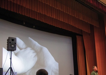 MARINES LEARN CONSEQUENCES AT ANNUAL BITS TRAINING: GET YOUR MIND RIGHT, GO BACK TO THE BASICS / 新年講習で実例に学ぶ海兵隊員、気を引き締め、基本に立ち返る