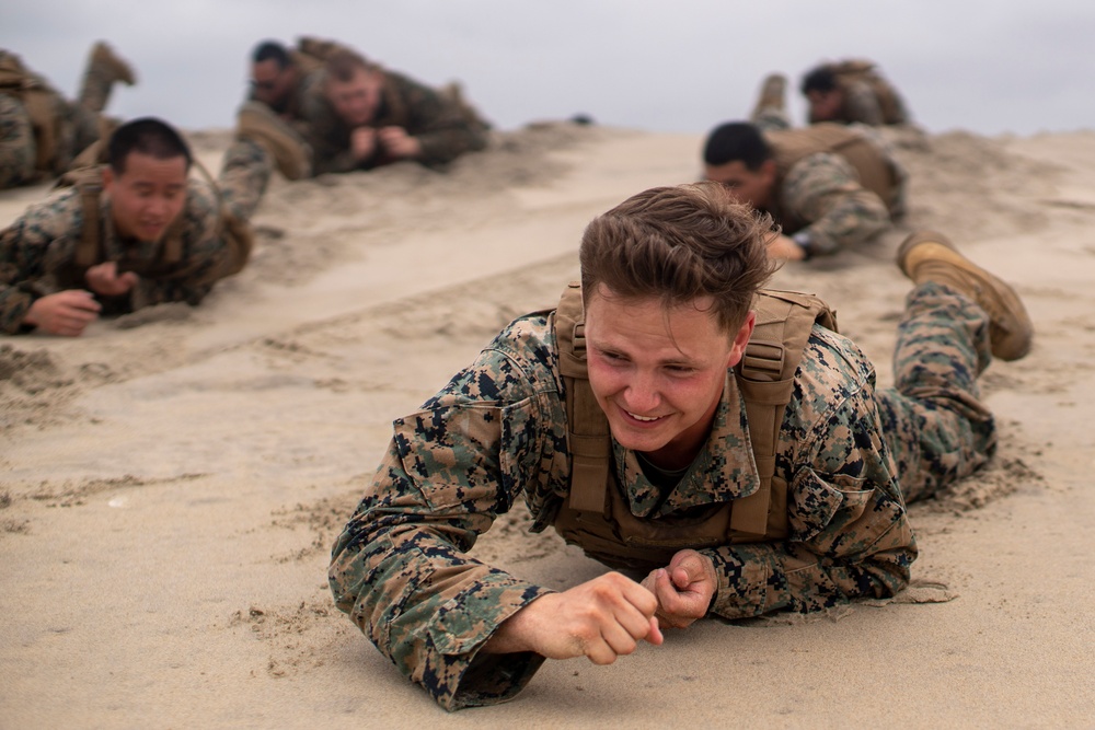 15th MEU Marines Conduct Shallow Water MCMAP PT