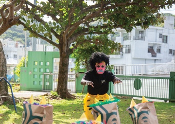 MARINES IMMERSE IN JAPANESE CULTURE WITH LOCAL CHILDREN FROM NORTH TO SOUTH / 北から南から、海兵隊員、地元の子どもたちとボランティアで日本文化に浸る