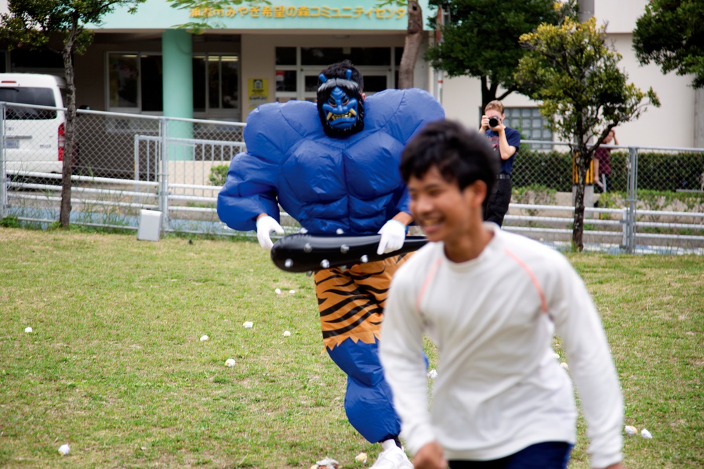 MARINES IMMERSE IN JAPANESE CULTURE WITH LOCAL CHILDREN FROM NORTH TO SOUTH / 北から南から、海兵隊員、地元の子どもたちとボランティアで日本文化に浸る