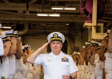 USS Iwo Jima Holds Change of Command Ceremony