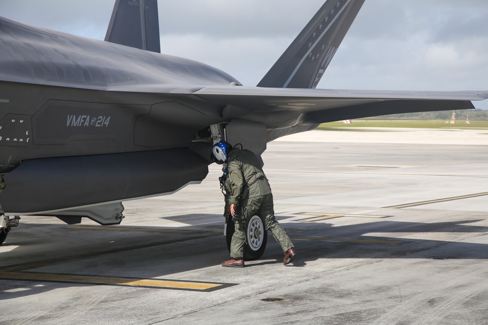 U.S.-AUS Aerial Refueling Across the Pacific