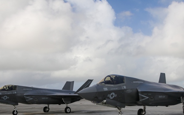 U.S.-AUS Aerial Refueling Across the Pacific