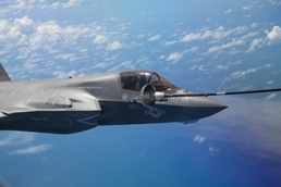 U.S.-AUS Aerial Refueling Across the Pacific