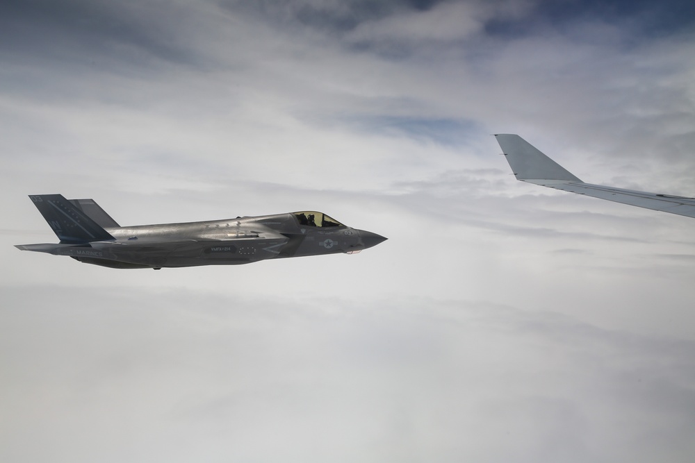 U.S.-AUS Aerial Refueling Across the Pacific