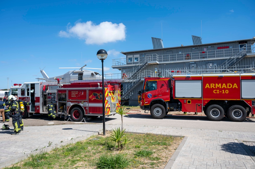 U.S and Spanish Firefighters participate in collaborative exercise