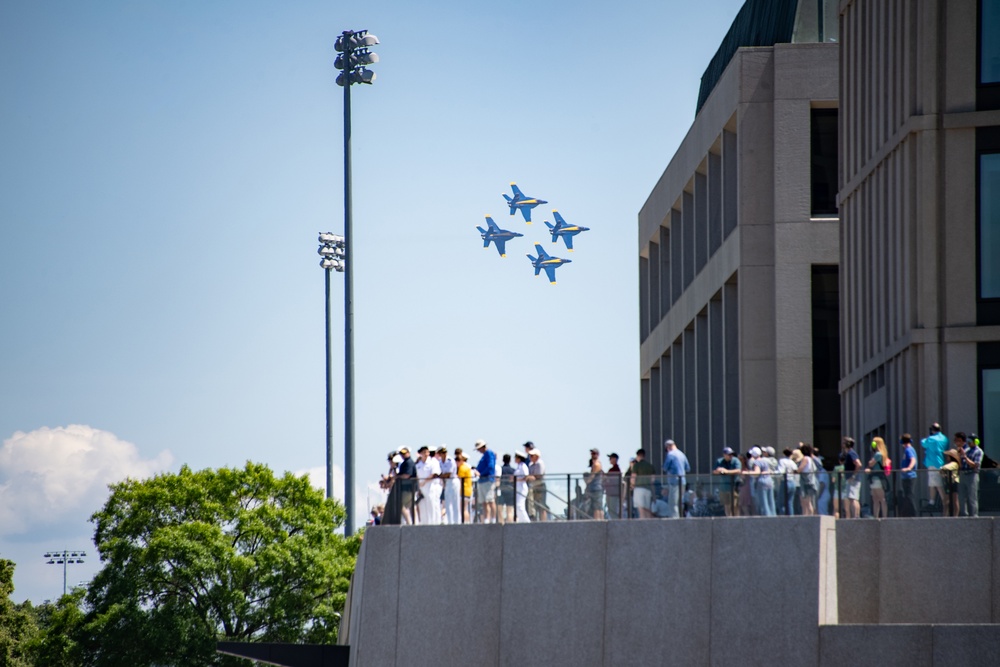 DVIDS Images Blue Angels at the 2024 USNA Commissioning Week [Image