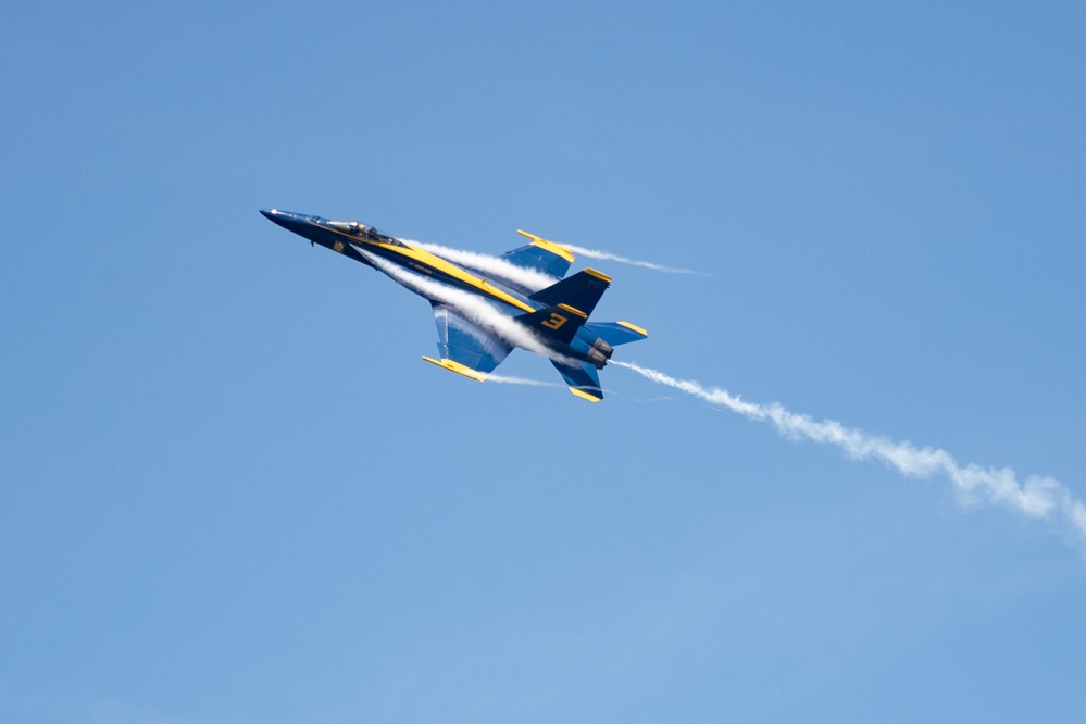 DVIDS Images Blue Angels at the 2024 USNA Commissioning Week [Image