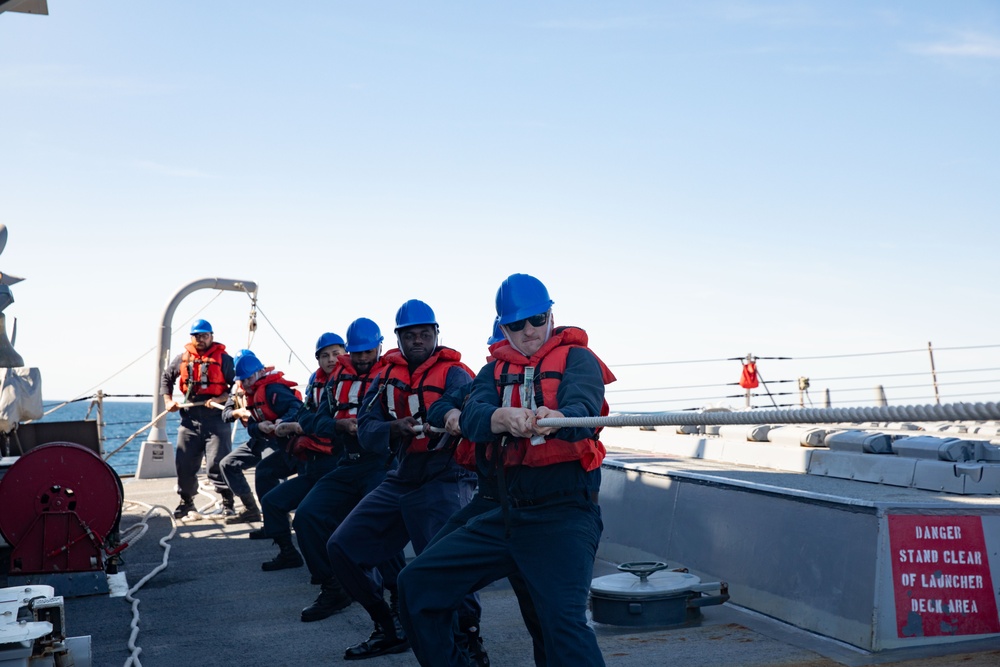 USS Paul Ignatius (DDG 117) Conducts Man Overboard Drill