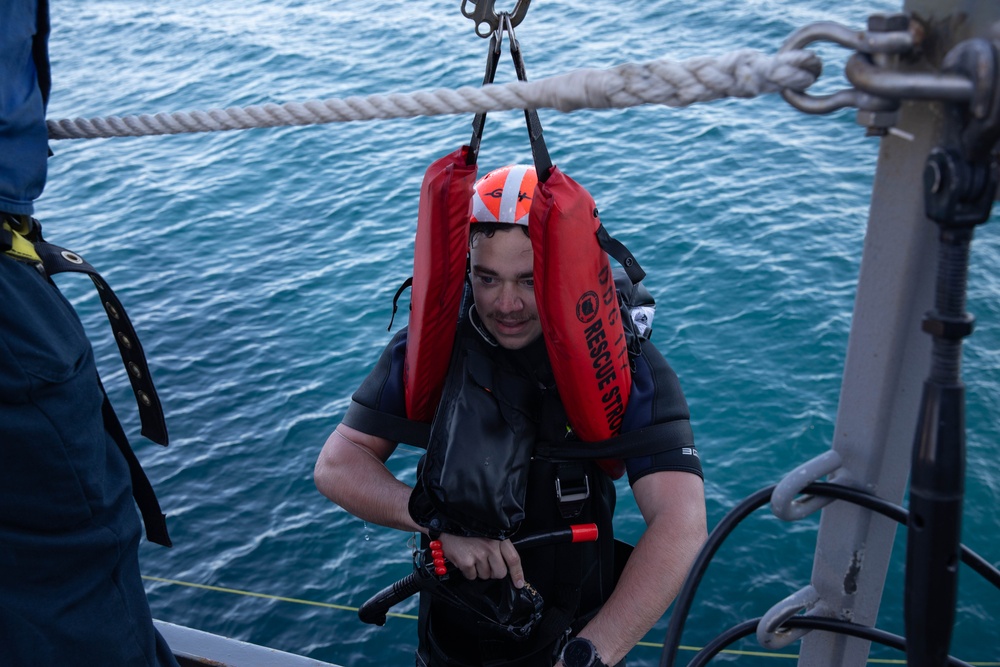 USS Paul Ignatius (DDG 117) Conducts Man Overboard Drill