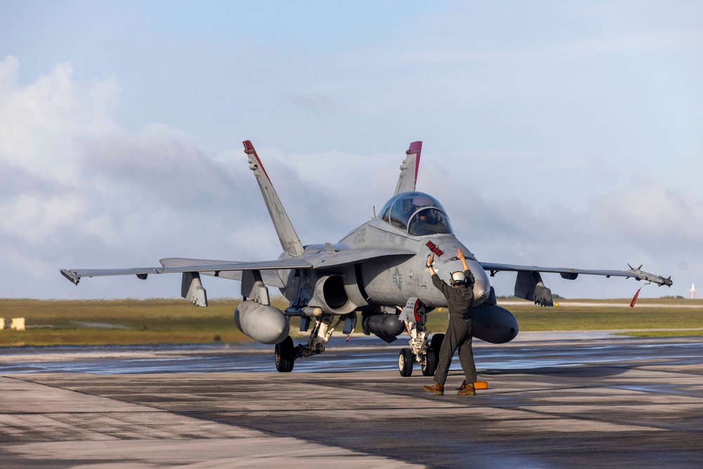 VMFA(AW)-224 and VMFA-121 conduct flight operations