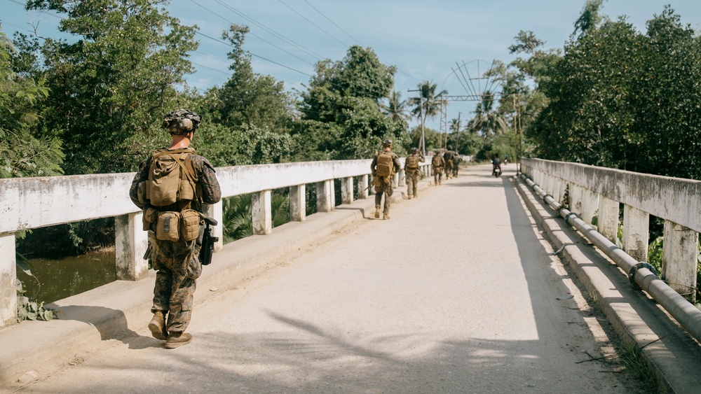 US, Philippine Marines Conduct Reconnaissance Patrols on Palawan