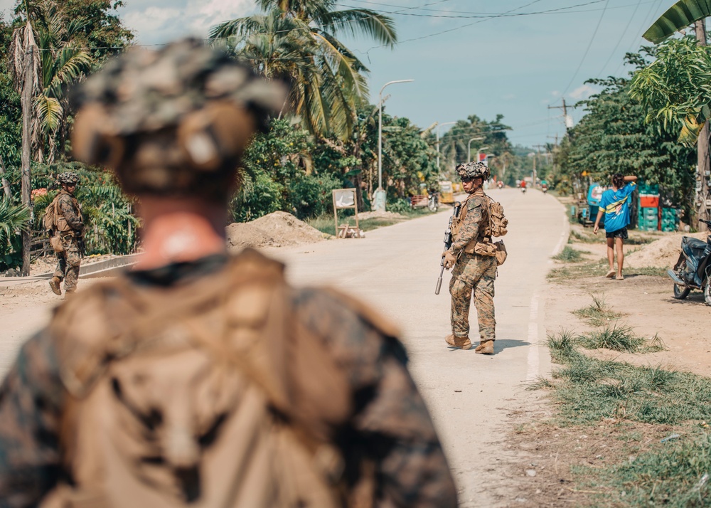 US, Philippine Marines Conduct Reconnaissance Patrols on Palawan