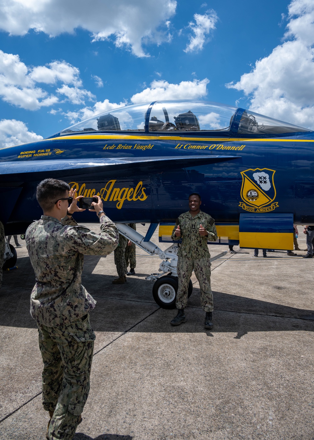 USNA Midshipmen and Staff Tour Blue Angels